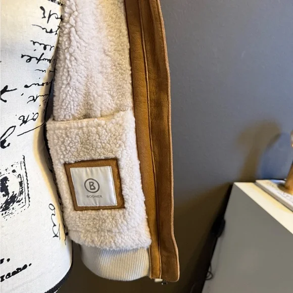 EUC Bogner  Hooded Feli Filet Vest - Picture 5 of 8